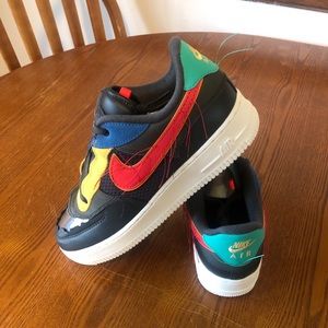 NIKE AIR FORCE 1 LOW BHM BLACK-GREY-RED CT5534-001